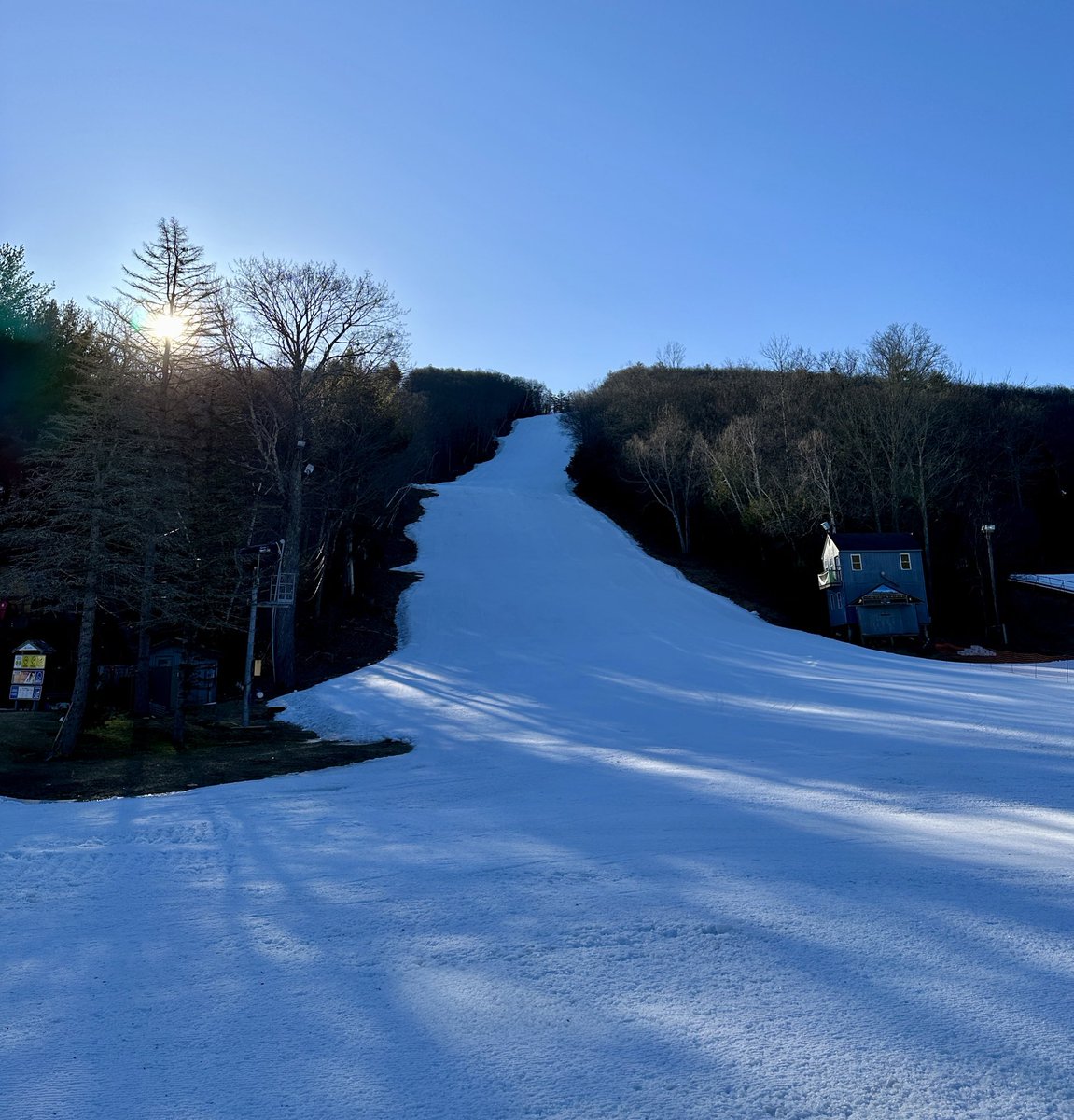 Even after all that rain, Gunbarrel trail still looks good! Come hit the slopes today (still 100% Open) and enjoy riding Exhibition Triple for the last time!