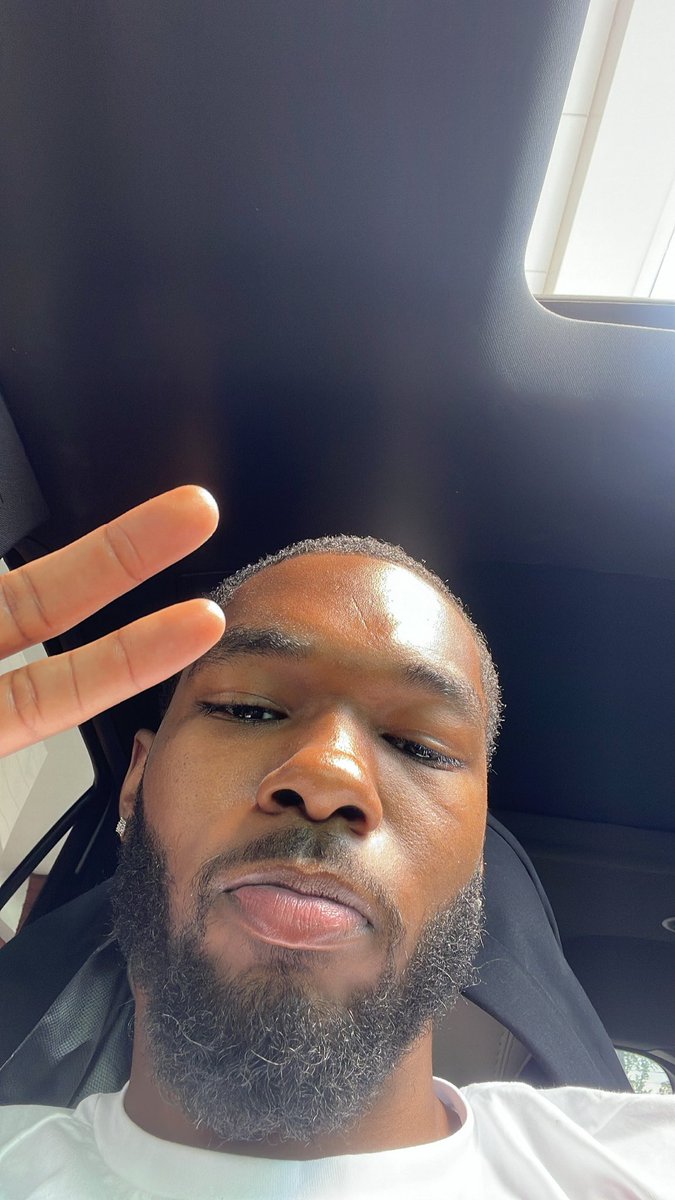 ceosemajj's tweet image. FROM: You got games on your phone? 
•
TO: Let me see that mf right quick 

#Perfecting🌹