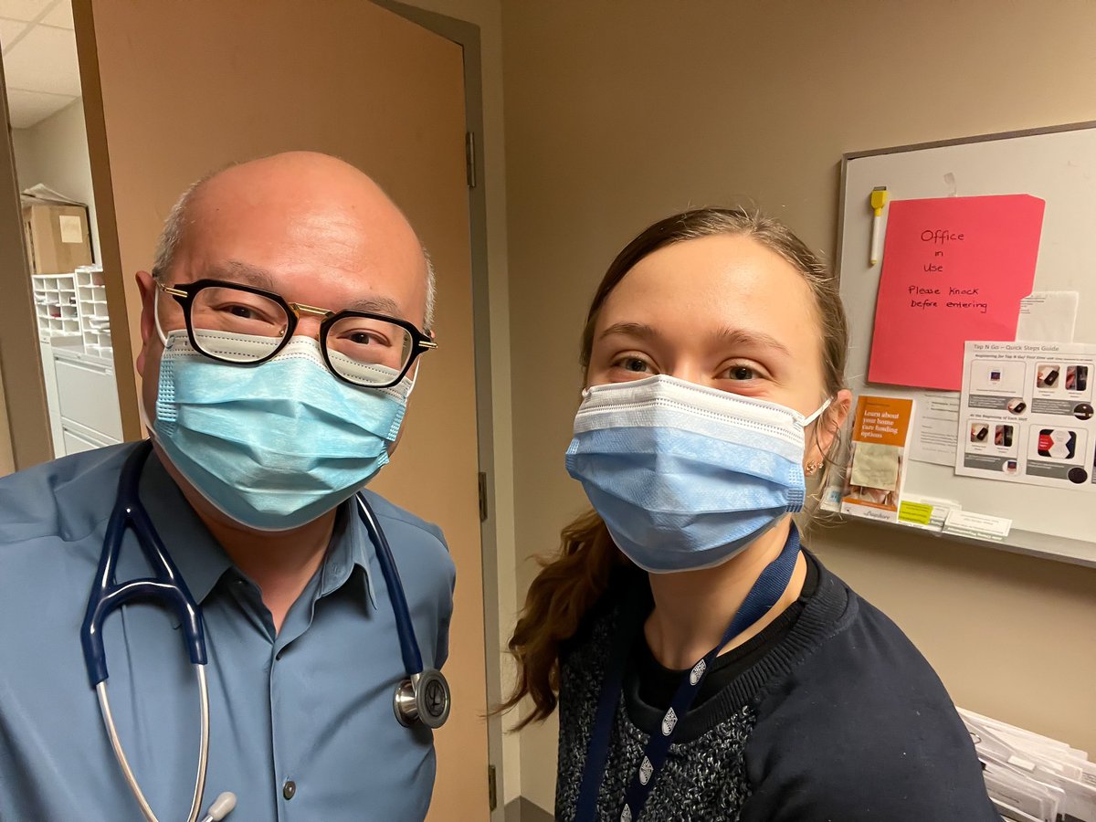 Mentorship is a fulfilling experience. Excited to introduce Alice, first year medical student at #UBC, to the world of Geriatric Medicine and how we can work together to meet the needs of older adults and their care partners. #MedEd #leadership @UBCmedicine @UBCDoM