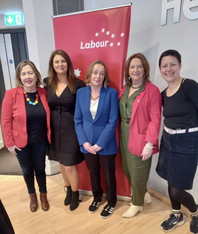 carrie_smyth's tweet image. 🌹Great Labour Conference Weekend started in Epic &amp;amp; ended in The Helix
🌹Many motions agreed
🌹Jim Larkin Thirst for Justice Award-Presented the Palestinian Ambassador Dr Jilan Wahba Abdalmajid
🌹Cormac O Braonain Award-Presented Bulelani Mfaco 
#AnIrelandThatWorksForAll #LP24