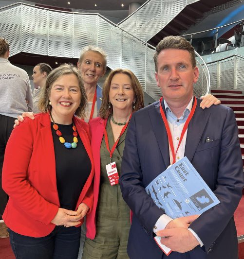 carrie_smyth's tweet image. 🌹Great Labour Conference Weekend started in Epic &amp;amp; ended in The Helix
🌹Many motions agreed
🌹Jim Larkin Thirst for Justice Award-Presented the Palestinian Ambassador Dr Jilan Wahba Abdalmajid
🌹Cormac O Braonain Award-Presented Bulelani Mfaco 
#AnIrelandThatWorksForAll #LP24