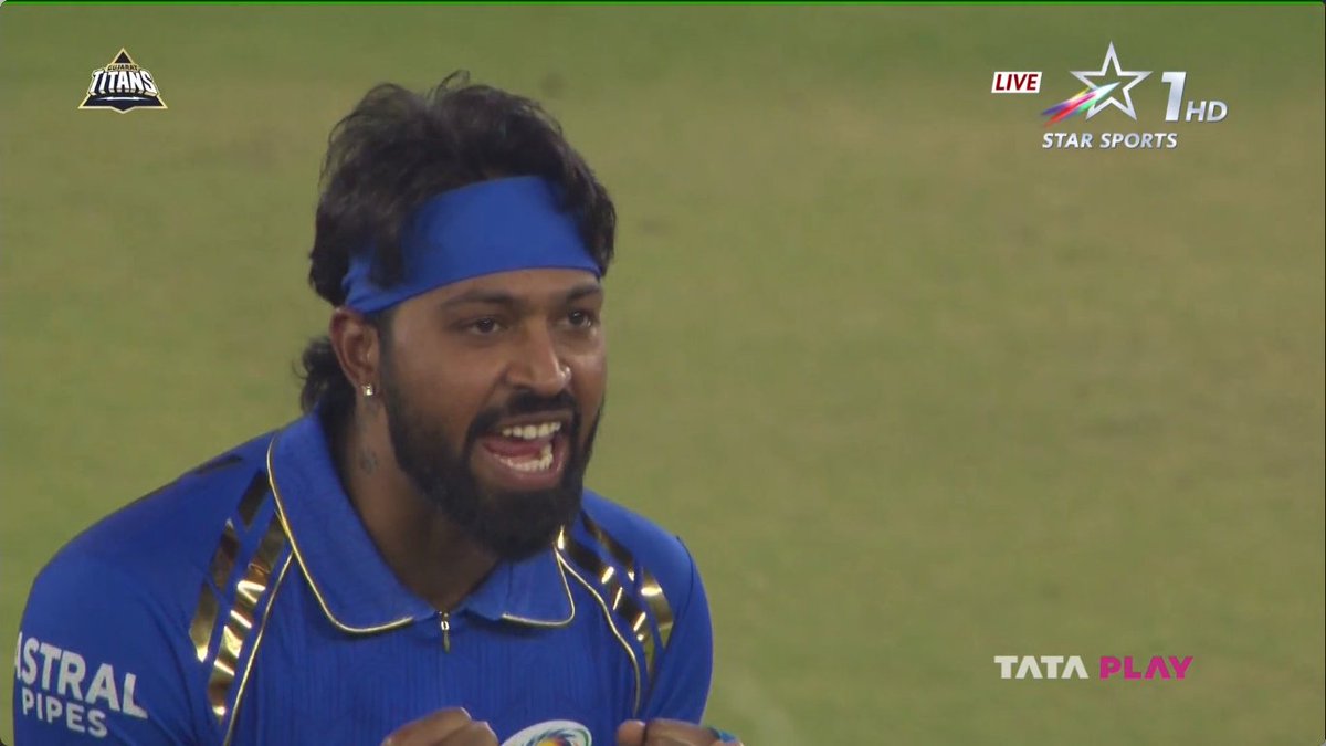 Kevin Pietersen said, "when was the last time an Indian cricketer was booed in India? This is a rare happening".