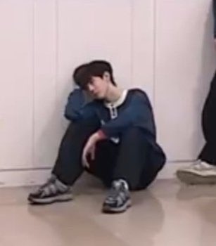 thisenaaa's tweet image. Puyeng banget dah suer