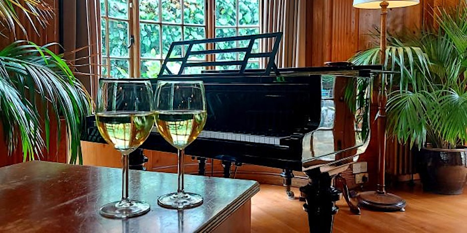 Not long now until our natural wine tasting where you can sample organic, biodynamic wines and unravel their delicious mystery.

Led by <a href="/Jeroboams/">Jeroboams Wine Merchant</a>, Hampstead.

🕰️ Thur 28 March, 7pm

🎟️ ow.ly/kB6e50QV8US £25 - only a few tickets remaining!