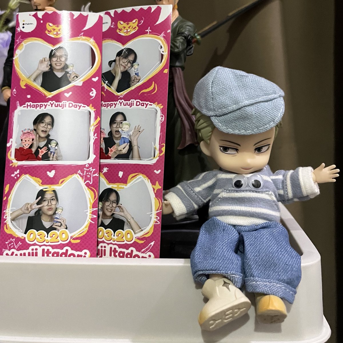 🥳🎂Happy Belated Birthdayy dede Yuujii 🎂🥳

Karena kemaren ga sempet ikut bday eventny, jadi rayainnya dgn photobooth bareng papa Nanami pake frame dari <a href="/hbd_dedeyuuji/">HBD Dede Yuuji JKT🩷</a> 

🫶🏻🫶🏻🫶🏻