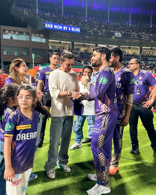 King of their fields! 🙌  📹 Credits: Twitter/KKRiders