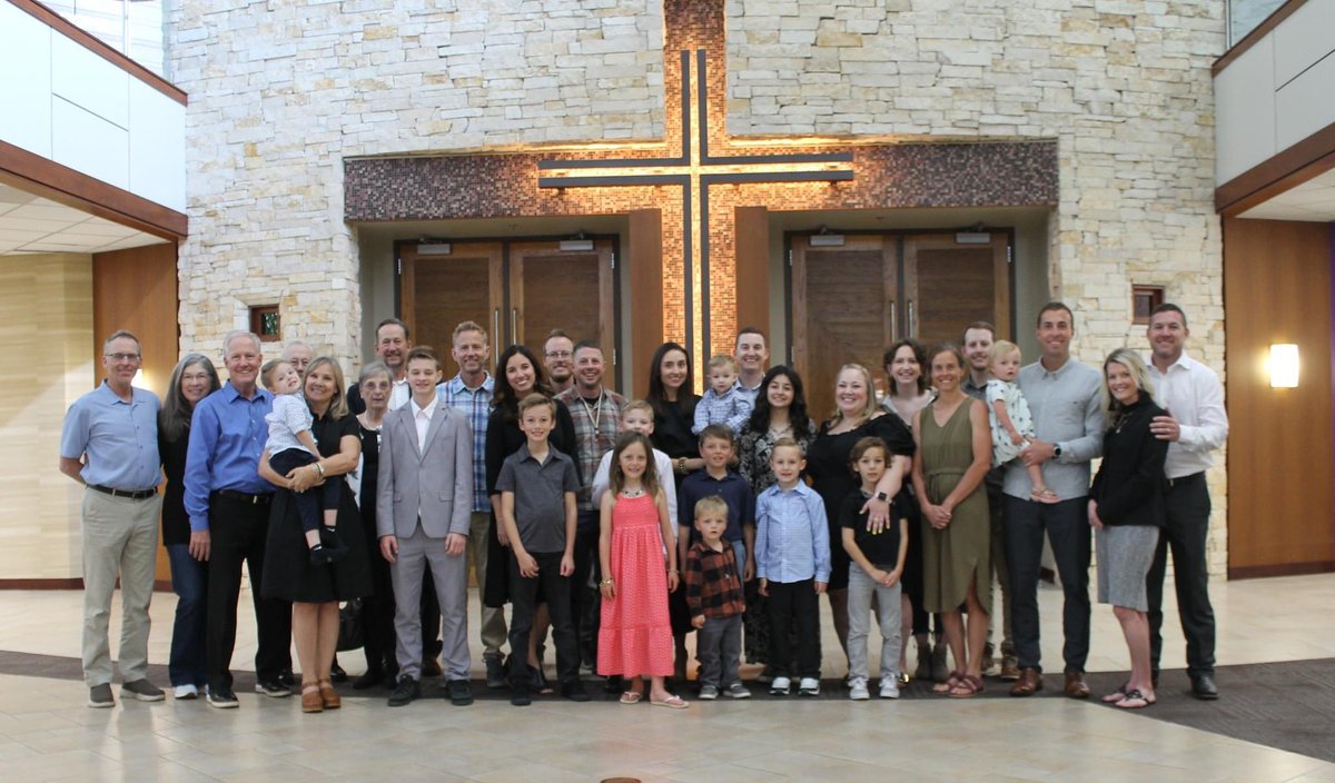 Such a beautiful service honoring my Meemaw! So grateful to be a Tadlock/Davis 💛💛💛 We love you, Meemaw