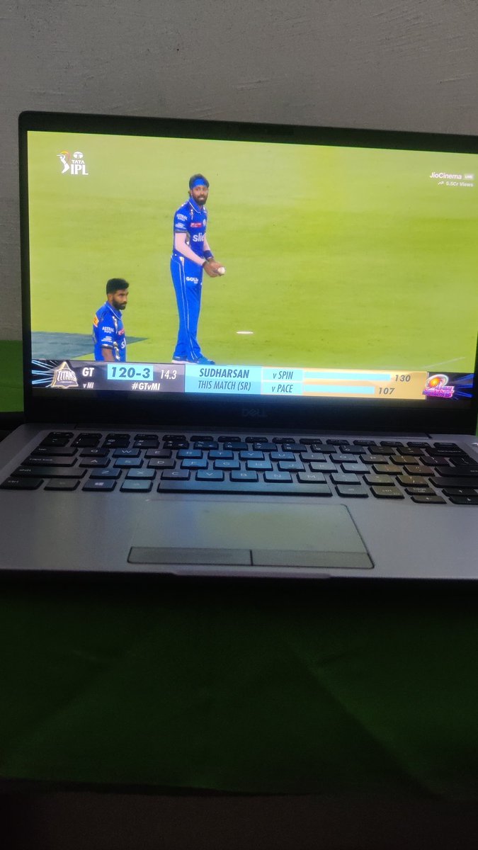 kumarSaurabh__'s tweet image. Captain Hardik Pandya is bowling beautifully with only economy rate of 10 #MIvsGT