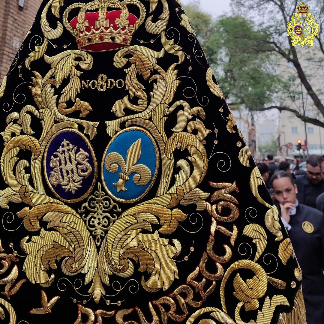 Nuestra formación ya se dirige en paso ordinario hasta la @HdadSanRoque

#DomingoDeRamos 🎼🎺
#LaMusicaDeUnBarrio 
#SemanaSanta24 
#PasionyResurreccion24