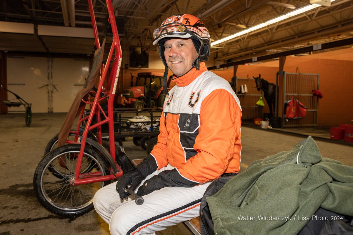 wlodarczyk's tweet photo. Scenes from @TheMeadowlands last weekend for @LisaPhotoM1

- Jason Bartlett, Yannick Gingras and Scott Zeron
- Jessica Shenski with a cute Brett Pelling trainee
- @PaulicVictoria and Kootenay Santanna
- Andy Miller https://t.co/xE71DsLyDe