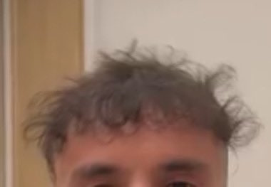 anglio's tweet photo. When this bitch gonna sell his $SOL ? 

asking for a friend https://t.co/Z1yKunY2uu