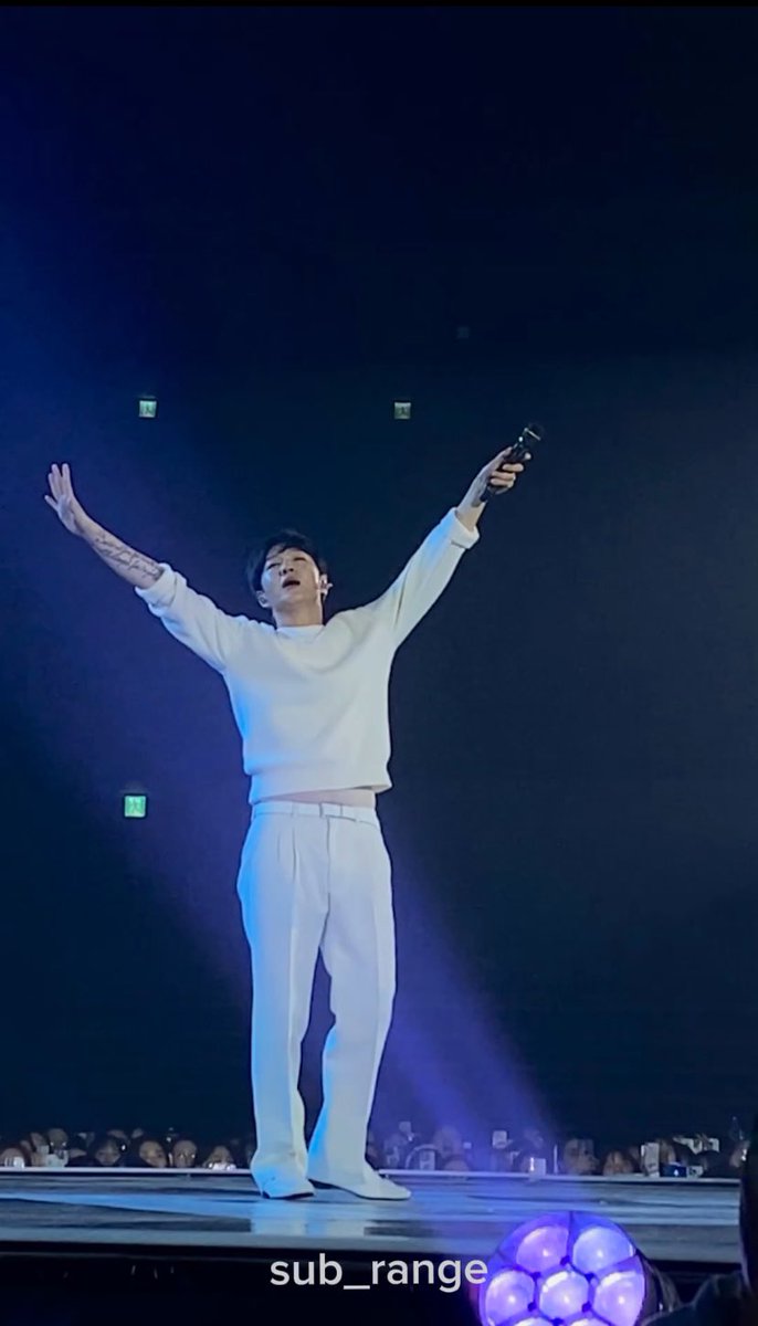 240324 비투비 팬콘 #이창섭 
🎵아름답던 우리 추억이
꽤 힘이 되곤 해
너도 그러길 오늘도 바라