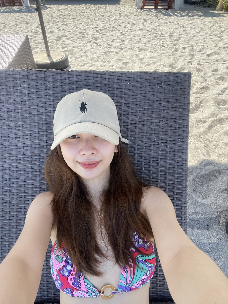 ajbya31's tweet photo. 🏖️🏖️ https://t.co/9dpxiwlJxT