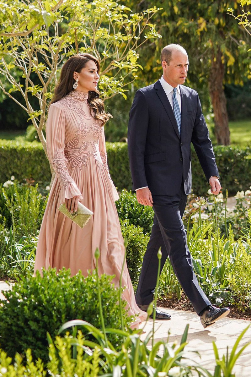 I just love this photo of Princess Catherine The Princess of Wales and Prince William The Prince of Wales ❤️❤️❤️❤️#PrincessCatherine #WeLoveYouCatherine #PrincessCatherineOfWales #PrincessofWales #TeamWales #KateMiddleton #KateTheGreat #CatherinetheGreat…