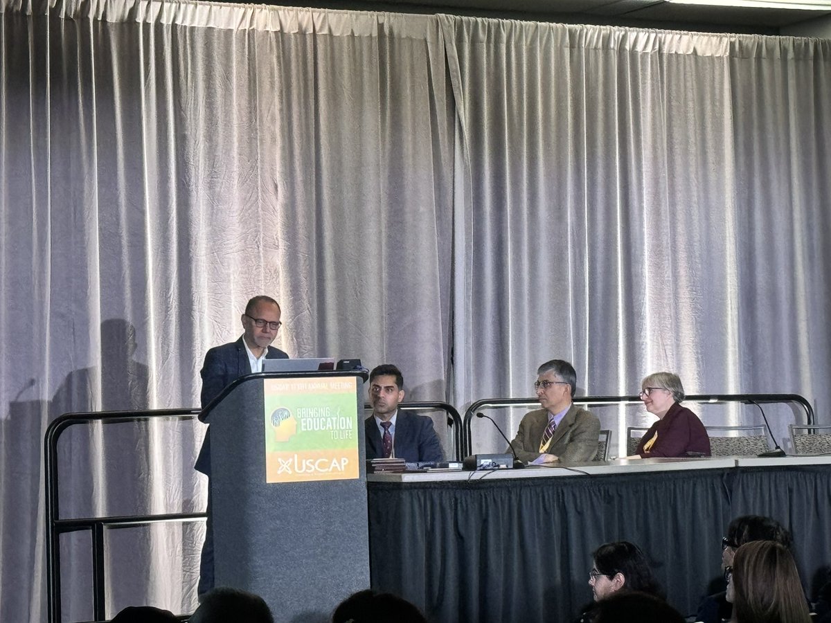 PakAmPathSoc's tweet image. The Meeting continues with the expert @DrBabarRao discussing "Confocal Microscopy in Dermatopathology"

#PAKPATH #USCAP2024