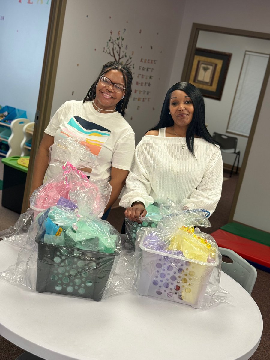 TSUPPSC's tweet photo. We had an amazing time at the Children's Coloring Contest &amp; Easter Egg Hunt! Thank you
@itsanewdayohio for partnering with us on this event! &amp; Thank you to everyone that came out! We truly appreciate your support 🫶🏾💕 #fun #cincinnati #event #activities #child #colorful #explore https://t.co/kt0ojZAvBB