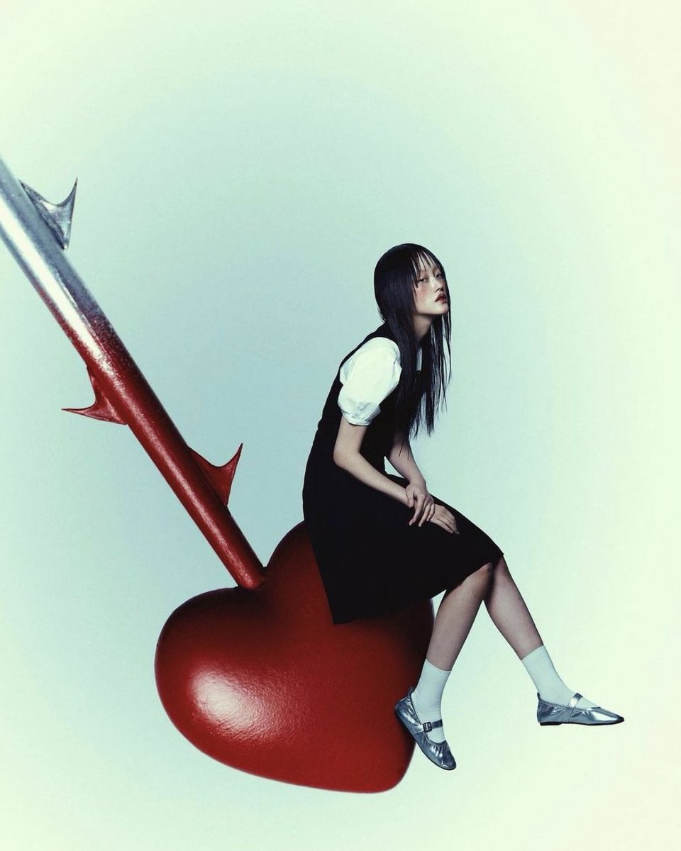 mugIerette's tweet image. “Hurt” photographed by Yeyoung Choi