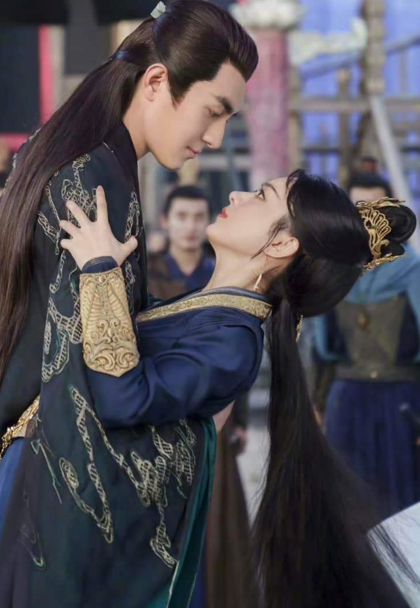 ZhaoPoetry's tweet photo. A love and jealousy aura ❤️😉🙈

#TheLegendOfShenLi 
#ZhaoLiying 
#Drama https://t.co/WgBY2WqnSK