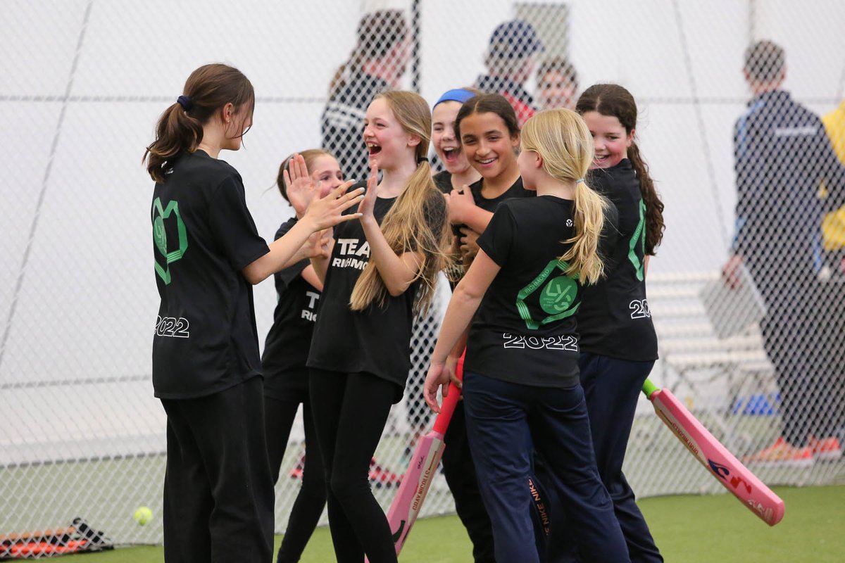 Today 8 boys teams and 8 girls teams are giving it their all at the London Youth Games cricket finals, representing their boroughs with pride and determination! #LYG #LondonYouthGames #cricket