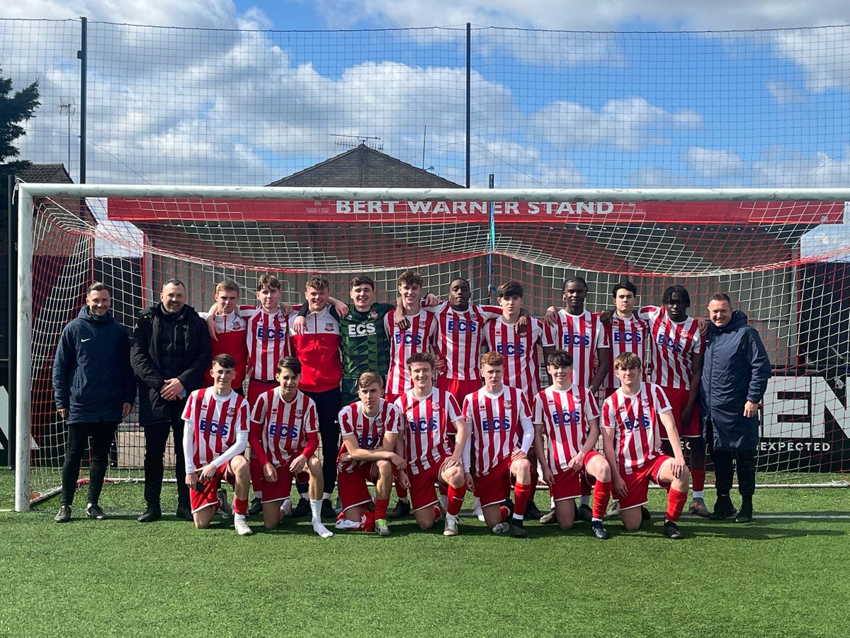 🎉 Congratulations to our Under 18’s who clinched the U18 @EJALeague Green Division with victory over Hutton this morning! 👏🏻 #UpTheBowers | #BowersFamily | #Champions