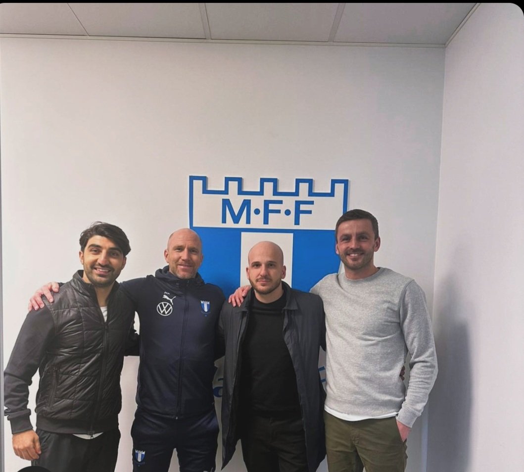 ArdiAjeti's tweet photo. En lärorik dag hos Malmö FF där huvudtränare Henrik Rydström tar emot oss under en heldag för ett studiebesök. Vi tackar varmt Henrik för gästvänligheten ✅️⚽️ https://t.co/JBxIgS4dXN