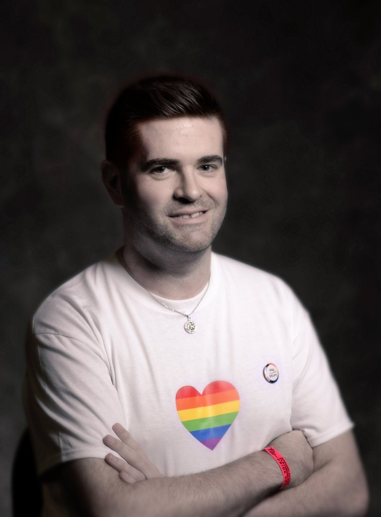 Darren Castle-Beal (@mrdazzle91) on Twitter photo Last year at <a href="/northernprideuk/">Northern Pride</a> blue light breakfast I was asked to take part in the Handing on our Histories project supported by <a href="/Newcastle_NHS/">Newcastle Hospitals Charity</a> & <a href="/CuriousArts/">Curious Arts</a> Alongside having a portrait taken, I was also asked about my role as the Pride Network co-chair at <a href="/NewcastleHosps/">Newcastle Hospitals</a> ๐ณ๏ธโ๐๐ซถ Last year at <a href="/northernprideuk/">Northern Pride</a> blue light breakfast I was asked to take part in the Handing on our Histories project supported by <a href="/Newcastle_NHS/">Newcastle Hospitals Charity</a> & <a href="/CuriousArts/">Curious Arts</a> Alongside having a portrait taken, I was also asked about my role as the Pride Network co-chair at <a href="/NewcastleHosps/">Newcastle Hospitals</a> ๐ณ๏ธโ๐๐ซถ