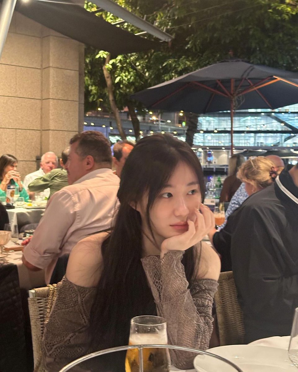 chaerpics's tweet photo. #chaeryeong (chaerrry0) instagram update https://t.co/yXJwBoJKec