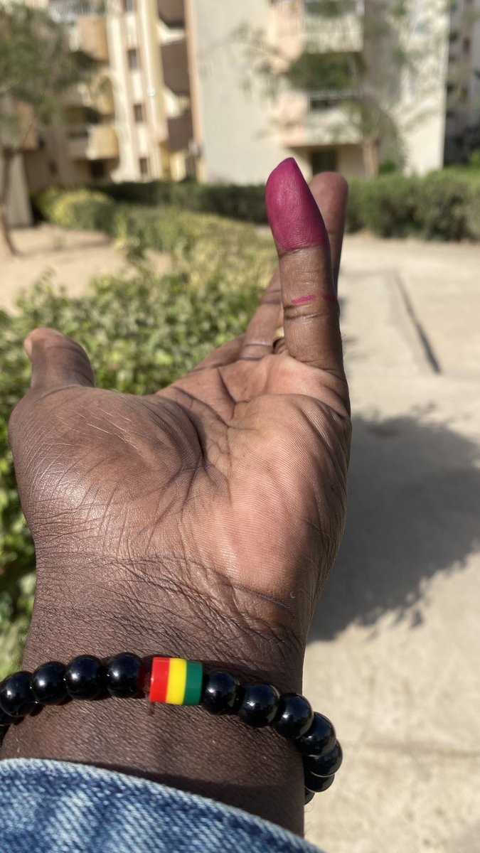 dymencharles's tweet photo. Did the job for senegal 🇸🇳 ✌️🙏
#SenegalVote https://t.co/4Fs1tSVq58