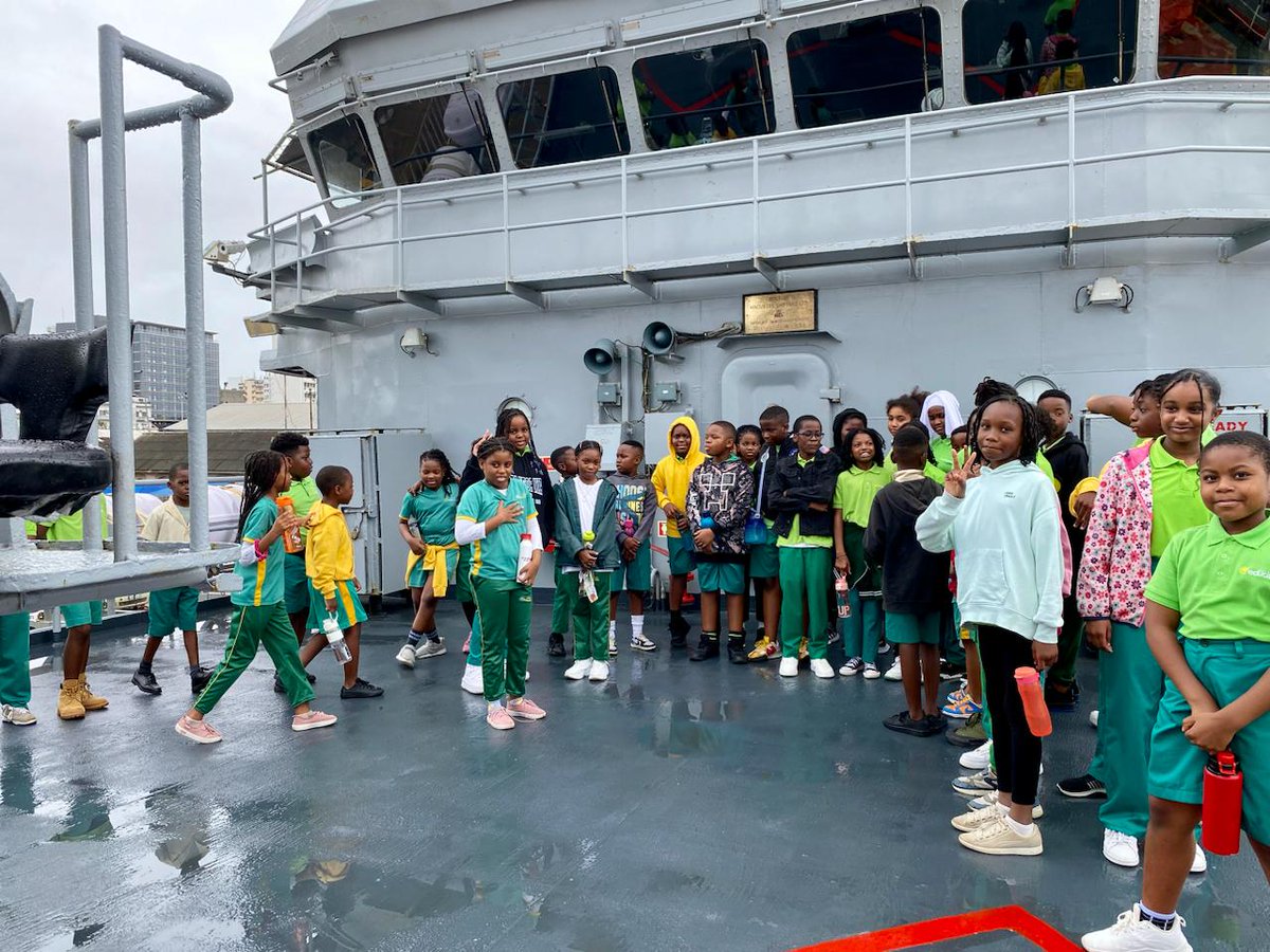 INS Sujata ( 22-24 Mar 24) crew in Maputo participated in outreach activities like visiting orphanage and friendly Futsal Match between Moz Navy and Ship's crew at Naval HQ. Visit of Indian Diaspora and School Children were very well executed #indiainmozambique @indiannavy