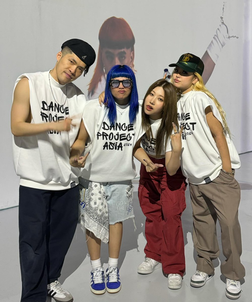 bebefiles's tweet photo. #CHECHE x GFORCE Dance Project Asia 2024 : a thread

#베베 #베비 #채채 #bebe #teambebe #bebi #cheche https://t.co/JBJX7EU7nh