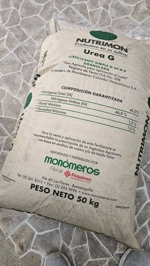 JoseLRojasMonta's tweet photo. ¿Ustedes Sabían que este bulto de fertilizante (Urea) en el 2022 tenía un costo de 220.000 lo importaban desde Rusia y venezuela? hoy la empresa Monomeros lo produce en Barranquilla a un costo d 120.000, lo q ha significado un apoyo importante al campo colombiano.
Repliquen! https://t.co/sl4JTe90wl