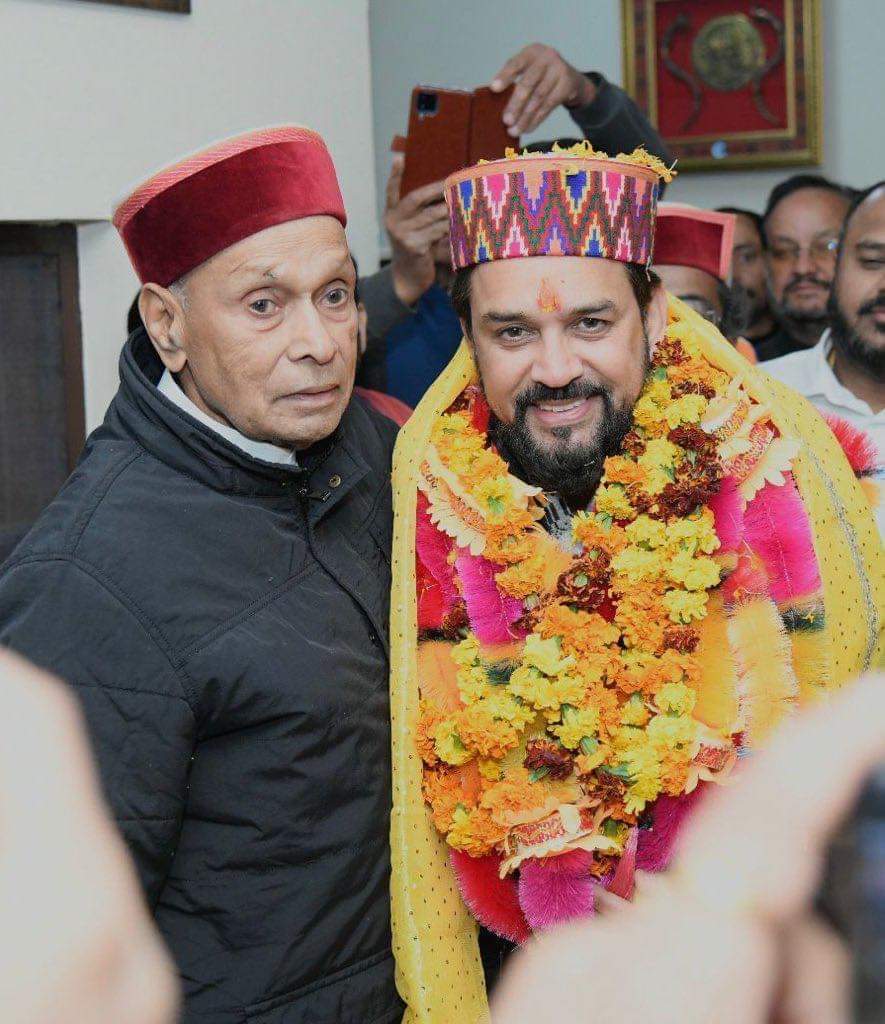 Saurabhjr's tweet image. #HimachalPradesh 
BJP fields candidates on all four seats. 
@ianuragthakur from Hamirpur, SureshKashyap from Shimla, @KanganaTeam from Mandi and #DrRajeevBhardwaj to contest from Kangra parliamentary constituency. 

#shimla #Politics #KanganaRanaut #kangana #AnuragThakur