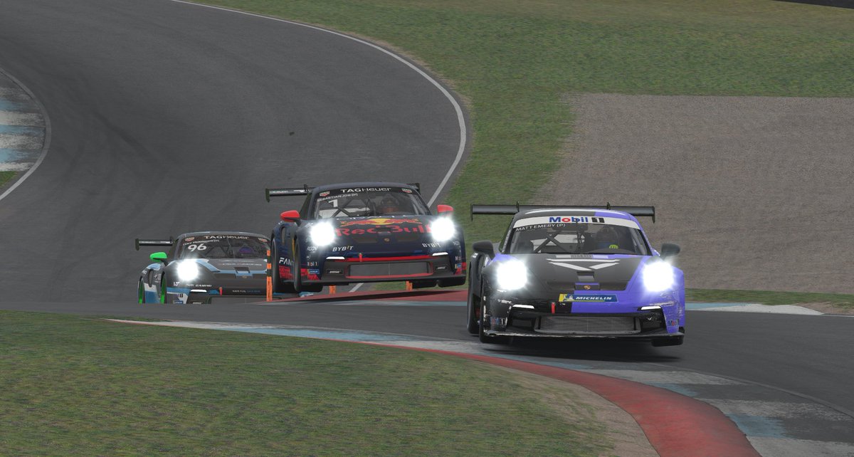 LETS GOOOO!! First win in Porsche GB Esports Carrera Cup l. Finally after an unlucky season I caught a break. Veloce double Win as well! Ggs @grahamcarroll33 @VeloceEsports @PorscheRaces_GB @iRacing