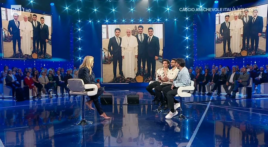 ilvoloversinte's tweet photo. @ilvolo #domenicain 

#screenvideo edit Il Volovers International

#IlVolo

#Capolavoro 

#AdAstra ✨✨✨ https://t.co/1BH3AWh57G