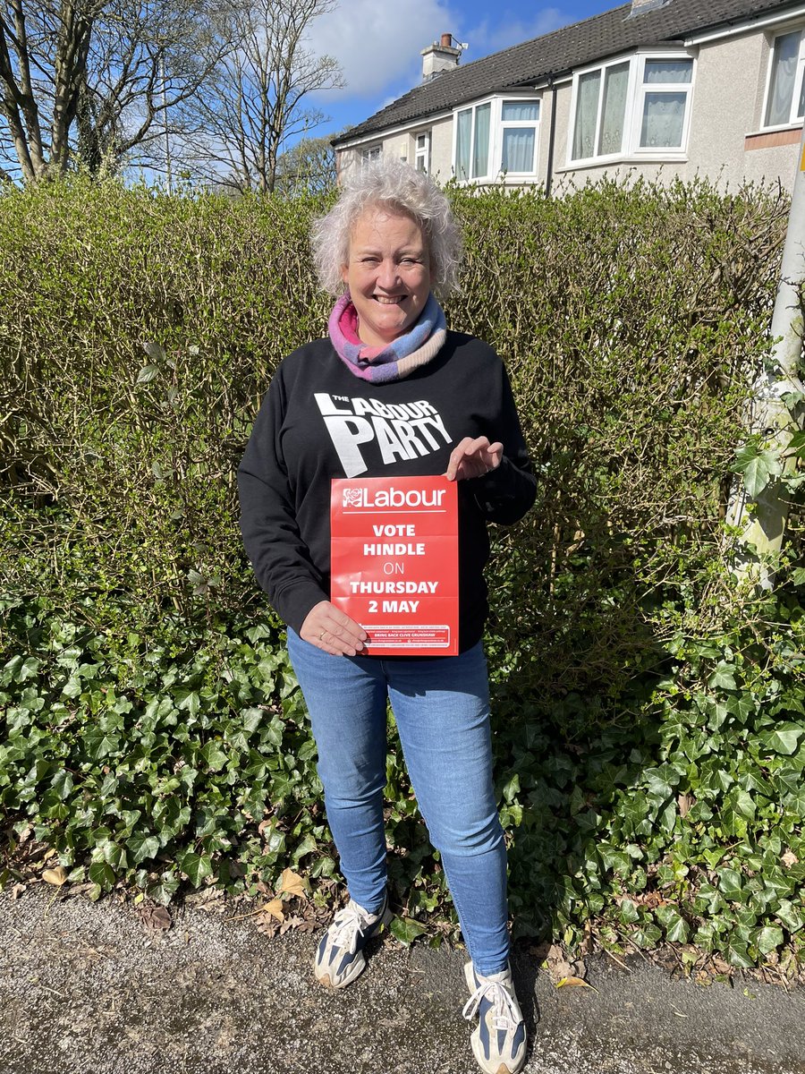 Out and about in Ribbleton this morning reporting issues as I leaflet for local elections on 2 May 🌹@prestonlabour