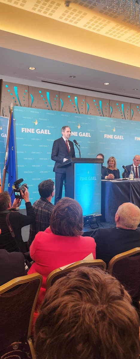 Congratulations to our new leader of @FineGael Simon Harris....