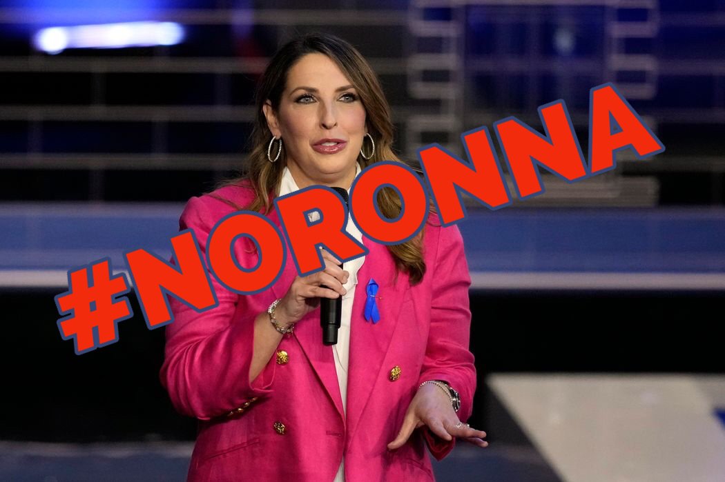 If those in power at @MSNBC and @NBCNews think we can be placated with limited air time and saying they will not have her on msnbc shows, they are sorely mistaken! We’re not going to accept lies from traitors.
#Demvoice1
#BoycottNBC 
#NoRonna 
#NotGoodEnough