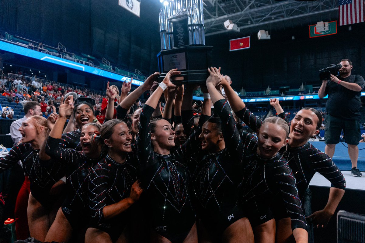 Pack_Gymnastics's tweet photo. Seeing double 🔀 https://t.co/Bm1Lnh3FmY
