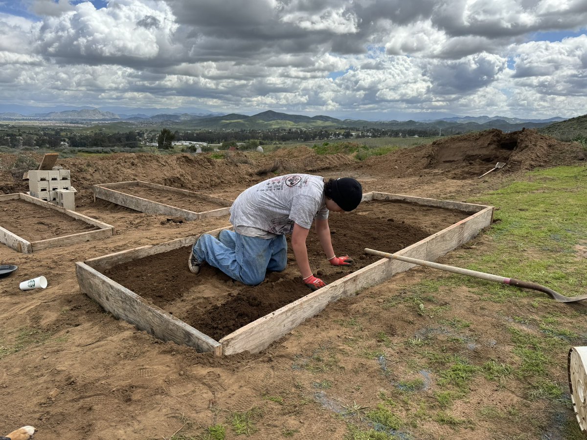 truegoldtoken's tweet photo. Millsite is coming together. Had the help of my oldest son today…. #truegold is gonna break #defi in a couple of months time. #ALPHA #BNB #btc #Bullrun2024 @anndylian @darcydonavan @Gregallenvance2 https://t.co/fqVOTuoEtE