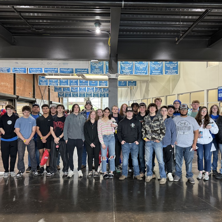 risdHS's tweet photo. Love being able to show students what a bright, successful future looks like by going to @tstcwaco to pursue their passions! #RobinsonISD #TechXperience https://t.co/wkWvXpgXJj