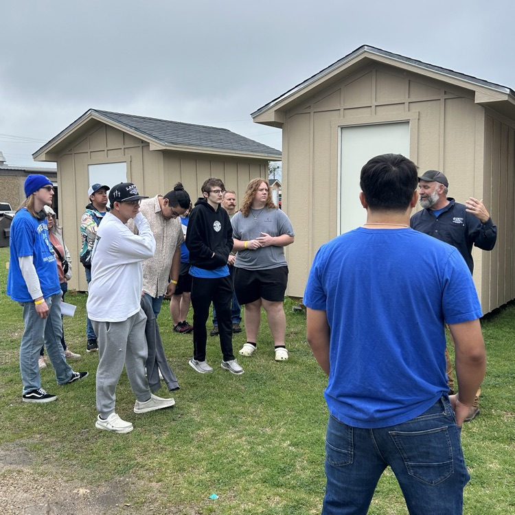 risdHS's tweet photo. Love being able to show students what a bright, successful future looks like by going to @tstcwaco to pursue their passions! #RobinsonISD #TechXperience https://t.co/wkWvXpgXJj
