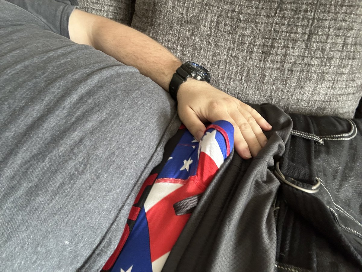 coloradosagger's tweet photo. These shorts get me so horny because they are so baggy.  I love having a nice thick cock. 

#hard #horny #saggingpants #baggyboy #baggysagger #lowsagging #doublesagging #rubbing #teasing #bear https://t.co/zpQKHJJNs1