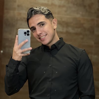 _ReyCid's tweet photo. #NuevaFotoDePerfil https://t.co/ZeEbbRcuYP