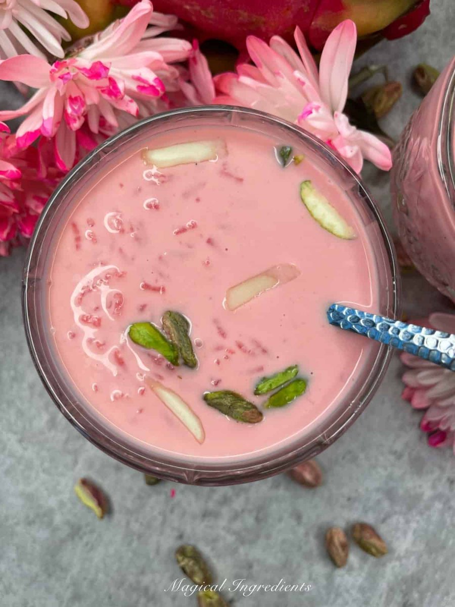 AKitchenHoor's tweet photo. RT @magicalingrdnts
#dragonfruit #kheer is a comforting #ricepudding with a pastel pink hue and a sensational taste of #vanilla and #cardamom #springsweetsweek #dessert #ad #sponsored @MelissasProduce @SelefinaSpices @Taylor_Colledge #giveaway https://t.co/HYhK1H7u2z https://t.co/TD3EX6IA5Z