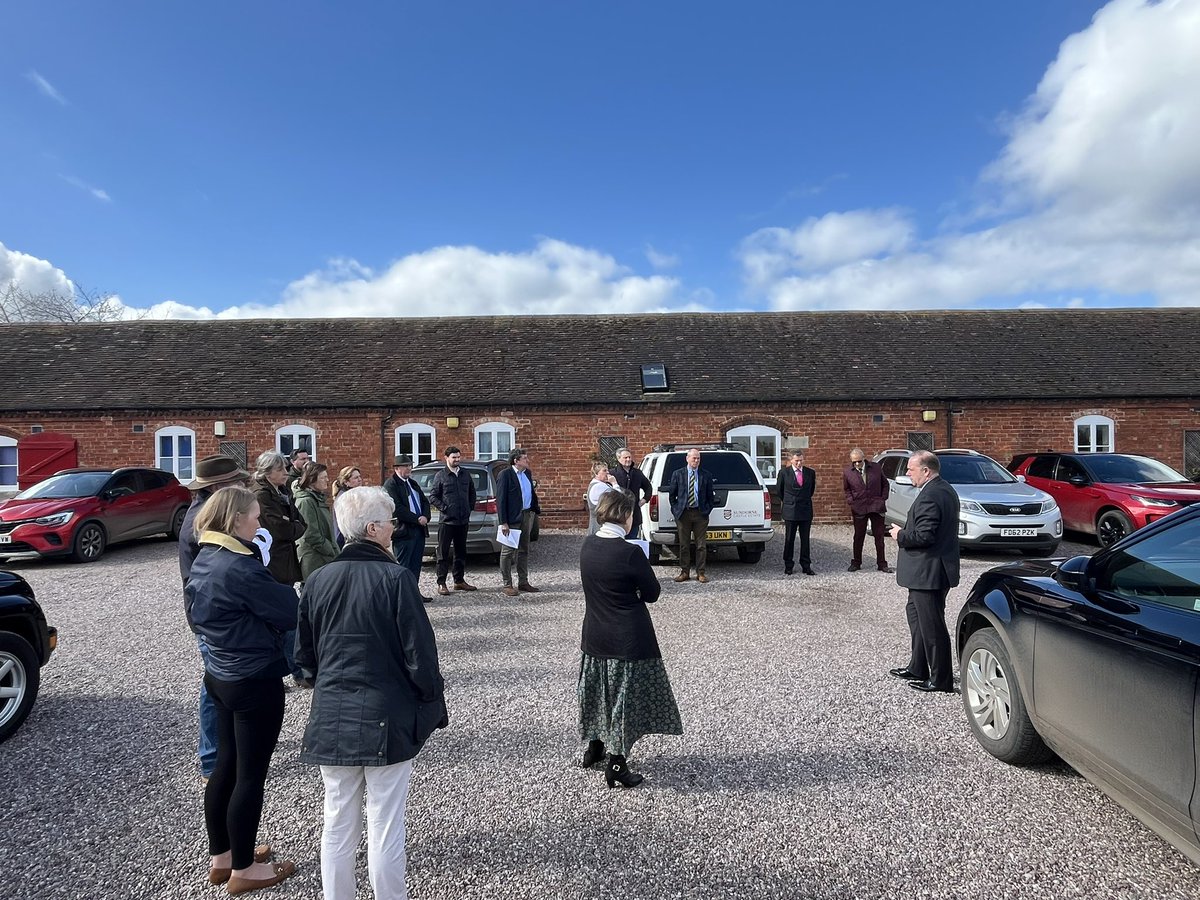 Positive, constructive morning on Friday at Sundorne Castle Estate with @clamidlands Shropshire committee members and @ShropCouncil leaders getting together to discuss various topics relating to the rural economy.