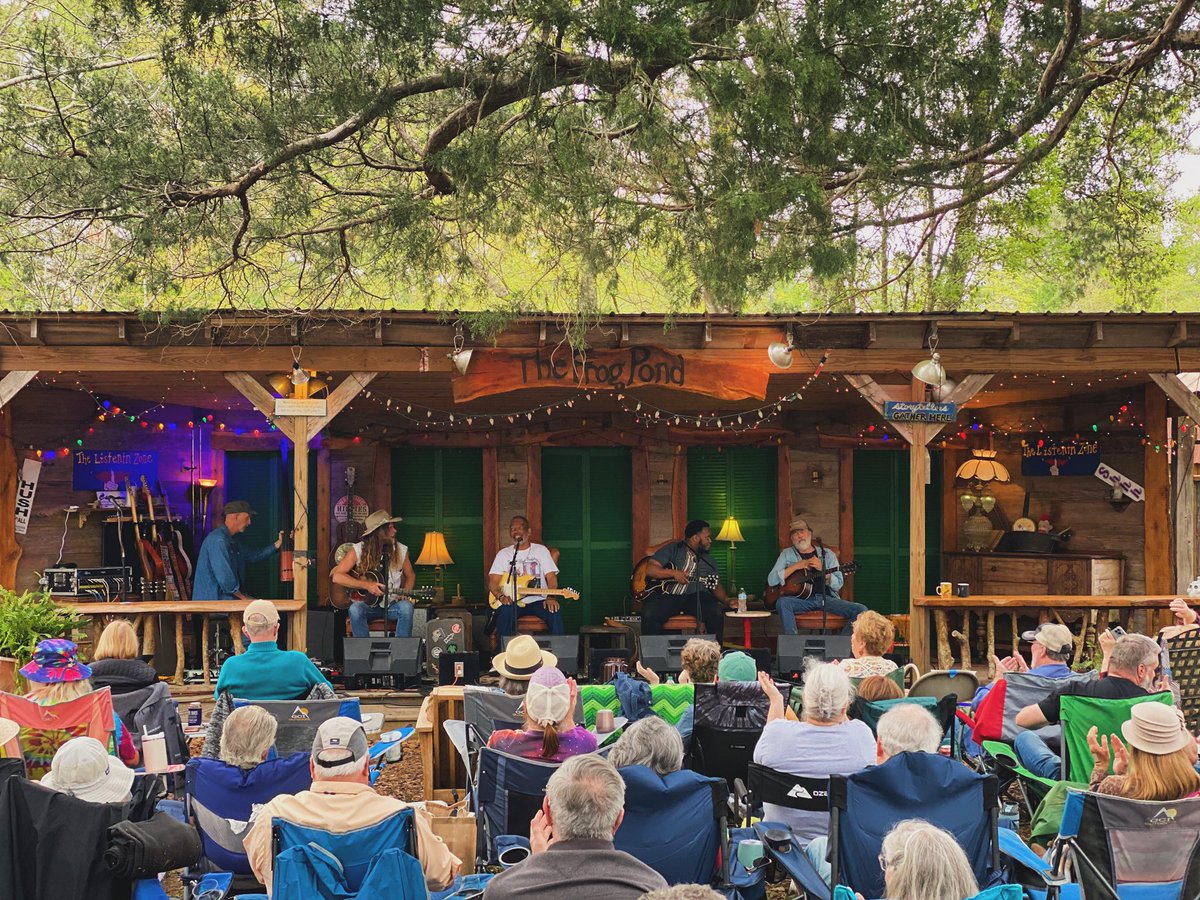 caryhudsonmusic's tweet image. Frog Pond Sunday Social 3/24/24 down in Silverhill, Alabama w my friends @duwayneburnside @graysoncapps Jontavious Willis and Corky Hughes!! 

#frogpondsundaysocial #silverhill #alabama #mcephotography