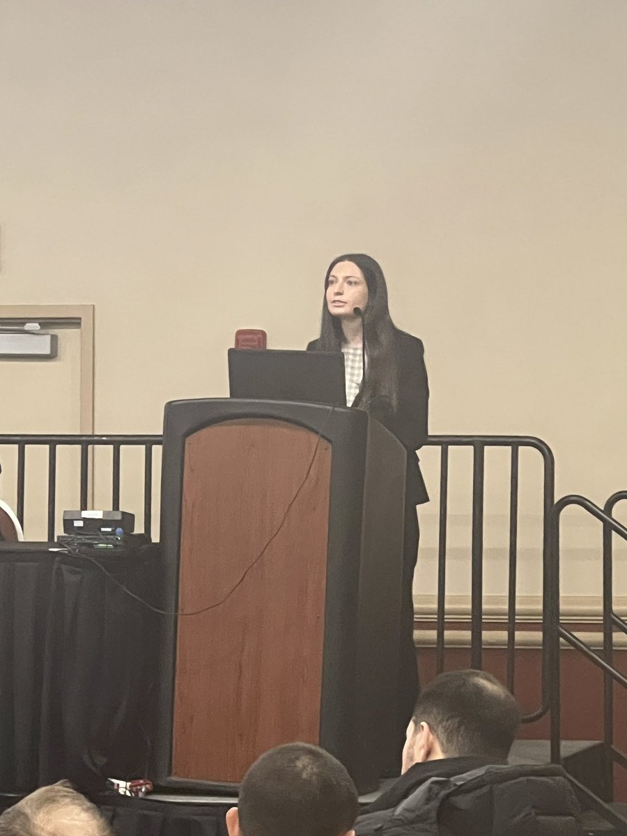 MountSinaiIR's tweet photo. LIVE @MountSinaiIR Dr. Ricki Gottlieb @rickigottlieb presenting on y90 #radseg for hepatic metastatic disease! @DieHCCDie @kiremagarciamd #SIR24SLC ☢️ #HCC #y90 https://t.co/FIIZjk9WyE
