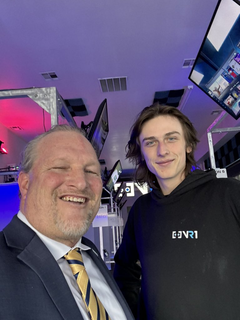 Lars Mapstead tweet media