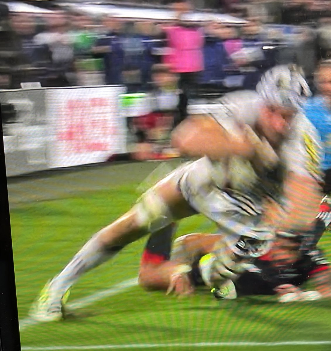 Alexandre Priam tweet media