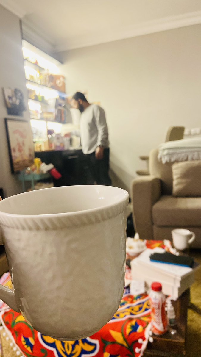 في ضيافة وحضرة الاستاذ الشاعر عمرو حسن ❤️ 
@